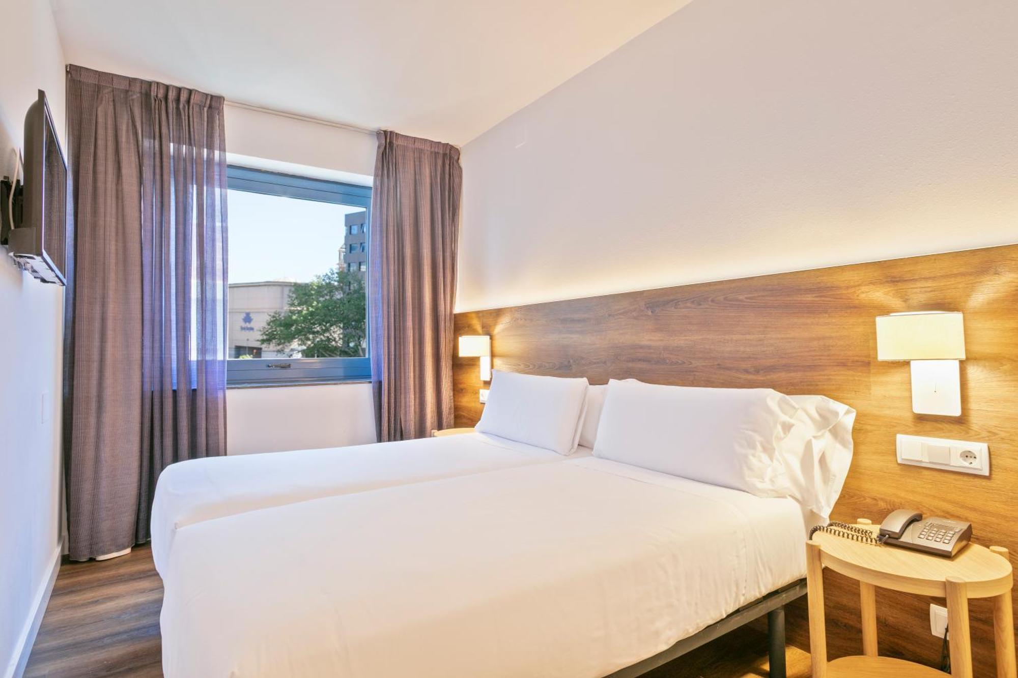 Acta Azul Hotel