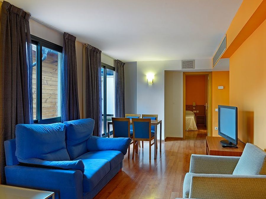 Acta Azul Hotel